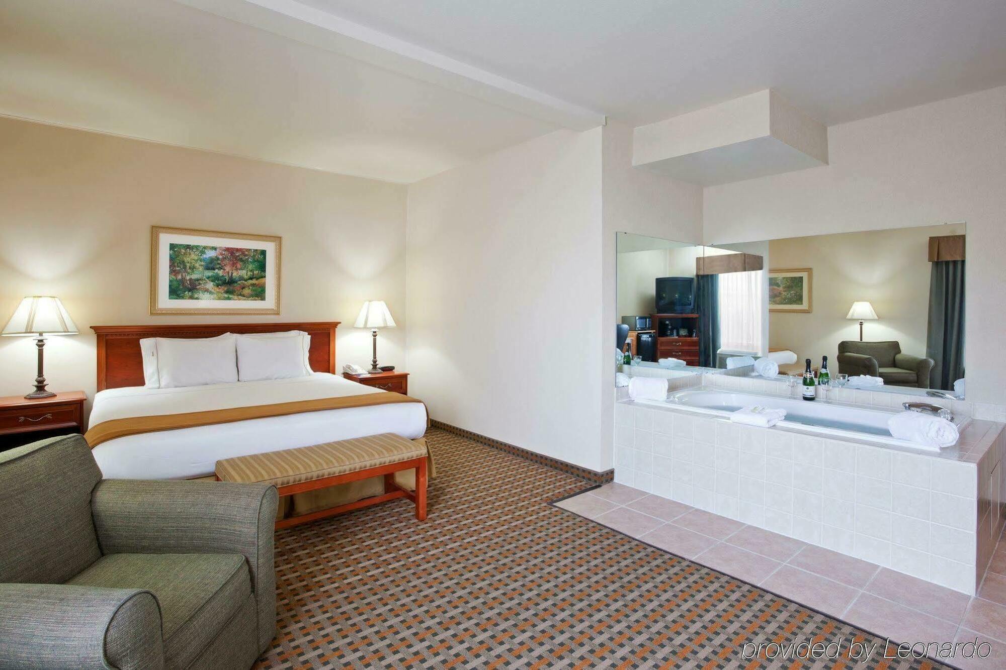 Holiday Inn Express Hotel & Suites Columbus Southeast Groveport, An Ihg Hotel Pokój zdjęcie